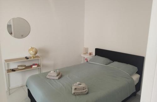 Leffe Apartamento | Apartment l'Anil Garden With Garage Private