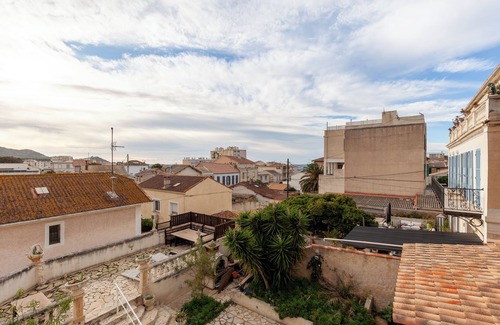 Bonneveine Apartamento | Apartamento 'L'Esperance' con vistas a la montaña, Wi-Fi y aire acondicionado