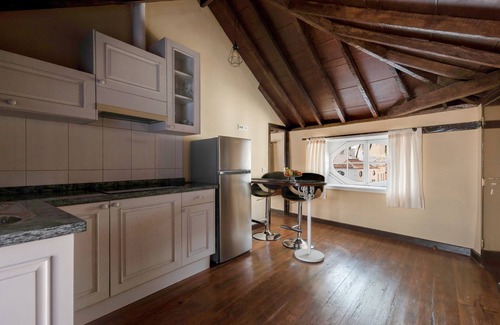 Centro histórico Apartamento | Apartamento "La Buhardilla de la Vicaría" en una ubicación inmejorable con terraza y WiFi