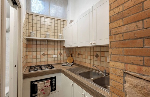Piazza-Tralia-Pendolo Apartamento | Apartamento 'La Cantina Di Alba E Tramonto' con Wi-Fi y aire acondicionado
