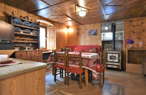 Fraccia Apartamento | Apartment La Casetta di Biorca by Interhome