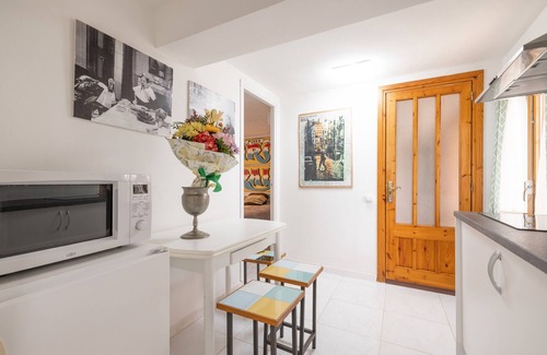 Riudecanyes Apartamento | Apartamento 'La Fabriqueta' con vistas a la montaña, Wi-Fi y aire acondicionado