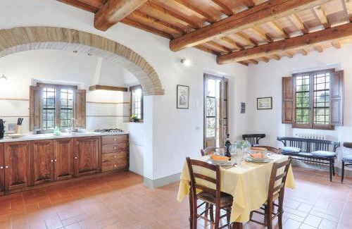 Grassina Apartamento | Apartment La Loggia by Interhome