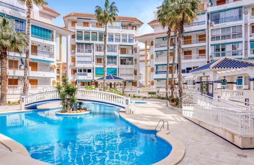 La Mata Apartamento | Apartamento 'La Mata Beach' con piscina compartida, Wi-Fi y aire acondicionado
