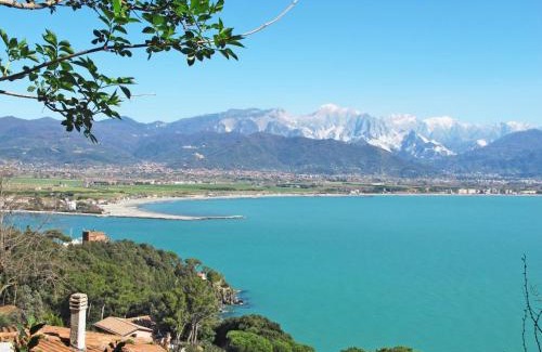 Ameglia Apartamento | Apartment La Palma by Interhome