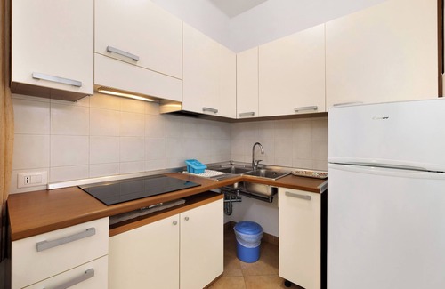Finale Ligure Apartamento | Apartamento 'La Realidad 1' con piscina compartida, Wi-Fi y aire acondicionado