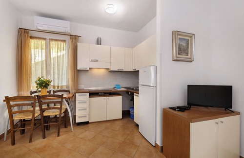 Finale Ligure Apartamento | Apartamento 'La Realidad 1' con piscina compartida, Wi-Fi y aire acondicionado