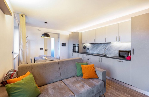 Carano Apartamento | Apartamento 'La Sorgente Ville Di Fiemme' con vistas a la montaña, terraza privada y Wi-Fi