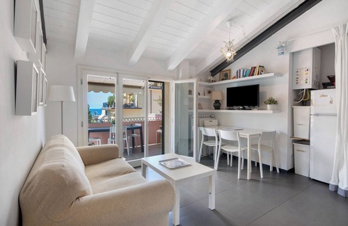 Bonassola Apartamento | Apartamento 'La Terrazza Di Via Daneri 2' con vistas al mar, terraza y aire acondicionado