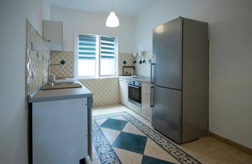 Leon Apartamento | Apartment Laki