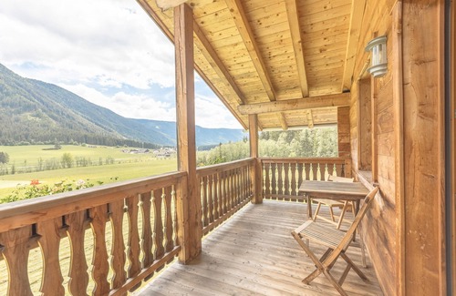 Valle di Casies Apartamento | Apartamento 'Lärche' con vistas a la montaña, terraza compartida y Wi-Fi