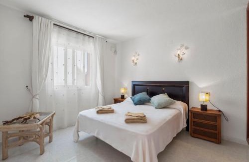 Cumbre del Sol Apartamento | Apartment Las Brisas by Interhome