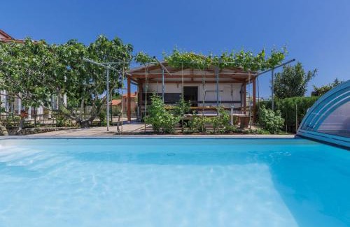 Kapelica Apartamento | Apartment Laura by Interhome