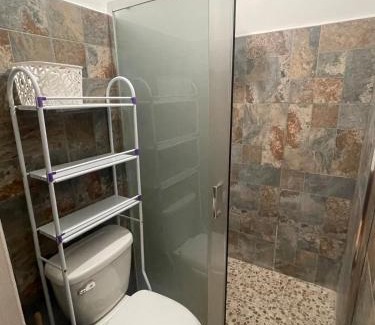 Ferrocarril Apartamento | Apartment Laureles