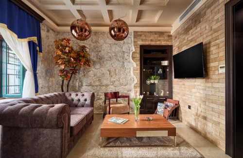 Skaljari Apartamento | Apartment Lav in the City Centre