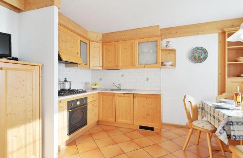 Fontanazzo Apartamento | Apartment Lazzer-2 by Interhome