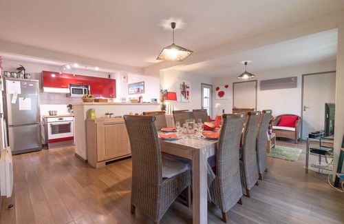 Sers Apartamento | Apartamento 'Le Bois De Marie' con vistas a la montaña, terraza privada y Wi-Fi