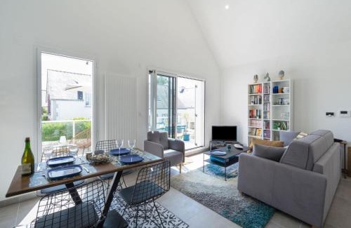 Quiberon Apartamento | Apartment Le Clos Moguer-1 by Interhome