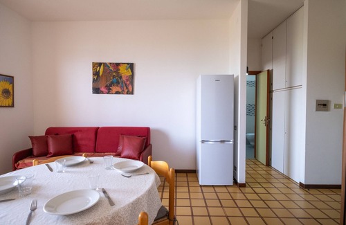 Rivabella Apartamento | Apartamento 'Le Dune Vista Mare' con vistas al mar, balcón y aire acondicionado