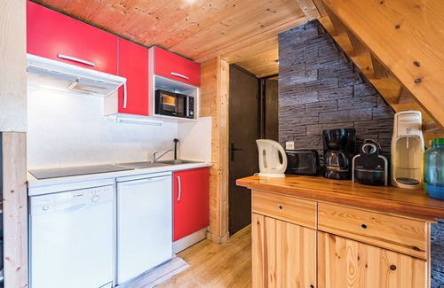 Villarodin-Bourget Apartamento | Apartamento 'Les Avenières - La Norma' con vistas a la montaña, balcón y Wi-Fi