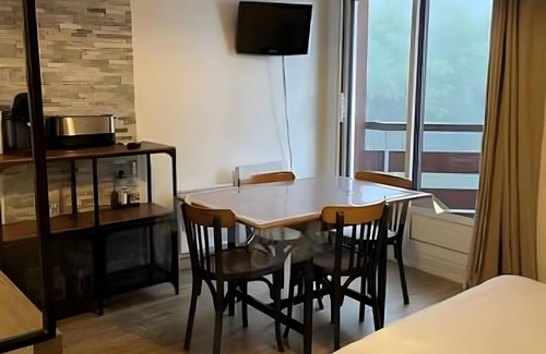 Les Adrets Apartamento | Apartamento 'Le May'hé - Estudio Cabina y Balcón' con Vista a la Montaña y Balcón