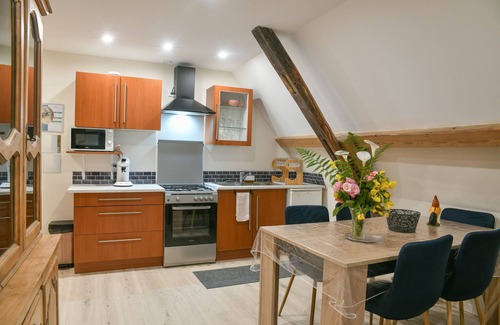 Saint-Beron Apartamento | Apartamento 'Le Petit Refuge' con vistas a las montañas, Wi-Fi y aire acondicionado
