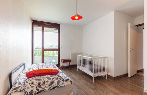 Bonneveine Apartamento | Apartment 'Le Ponant Proche Mer' with Mountain View, Private Terrace and Balcony