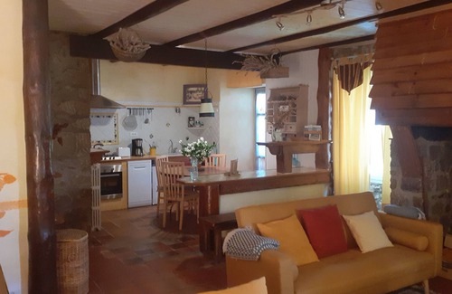 Lesperon Apartamento | Apartamento 'Le Tilleul' con vistas a la montaña, terraza privada y jardín privado