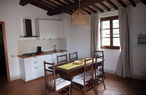 Capalbio Apartamento | Apartamento 'Leccino' con piscina compartida, Wi-Fi y aire acondicionado