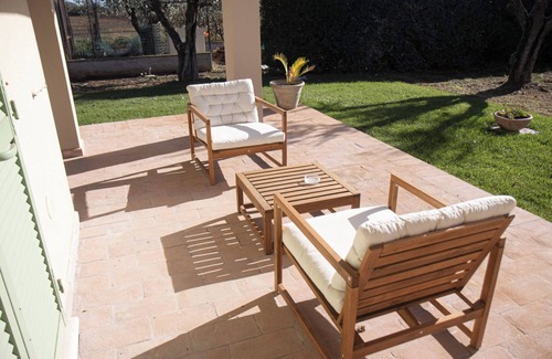 Capalbio Apartamento | Apartamento 'Leccino' con piscina compartida, Wi-Fi y aire acondicionado