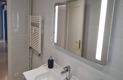 Plantieres Queuleu Apartamento | Apartment legouest located a few steps from the Pompidou, the Muz of the metz station