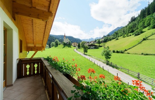 Racines Apartamento | Apartamento 'Leite' con vistas a la montaña, jardín compartido y Wi-Fi