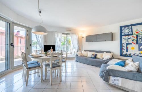 Cap-d'Antibes Apartamento | Apartment Les allées du Cap-2 by Interhome