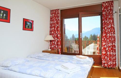 Randogne Apartamento | Apartment Les Faverges 8 by Interhome
