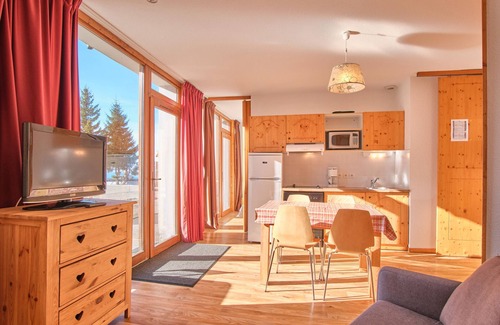 Chamrousse Apartamento | Apartamento 'Les Flocons' con vistas a la montaña