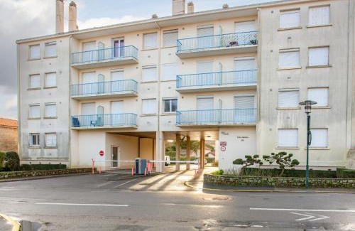 La Bernerie-en-Retz Apartamento | Apartment Les Tilleuls-1 by Interhome