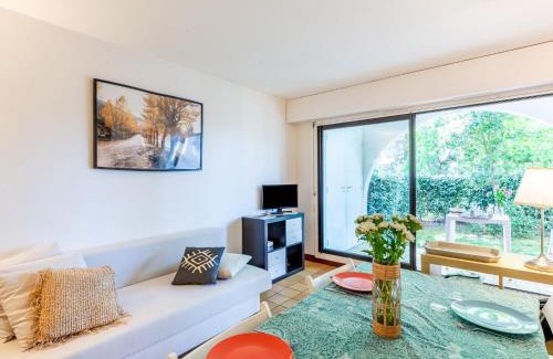 Ciboure Apartamento | Apartment Les Hauts de Bordagain-10 by Interhome