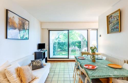 Ciboure Apartamento | Apartment Les Hauts de Bordagain-10 by Interhome