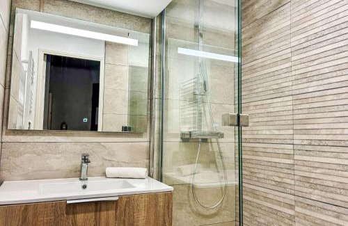Port Cogolin Apartamento | Apartment Les Marines-1 by Interhome