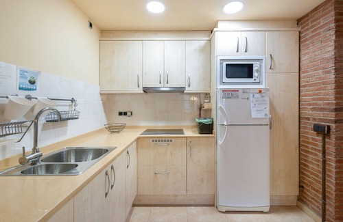 Jorba Apartamento | Apartamento 'Les Muntades Terra' con vistas a la montaña, Wi-Fi y aire acondicionado.