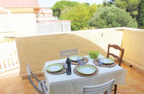 Gruissan Apartamento | Apartment Les Romarines-5 by Interhome