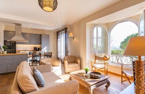 Sainte-Maxime City Centre Apartamento | Apartment Les Sirènes by Interhome