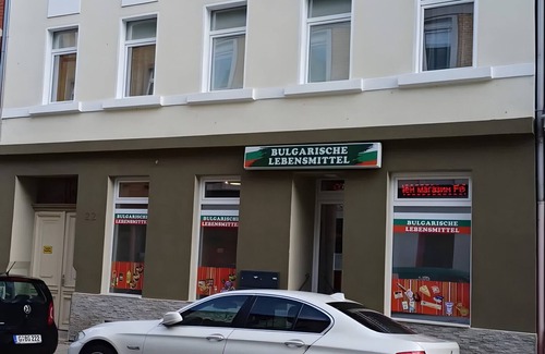 Gera Apartamento | Apartamento 'Leviq' con terraza compartida y Wi-Fi