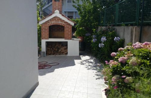 Arbanija Apartamento | Apartment Lilac