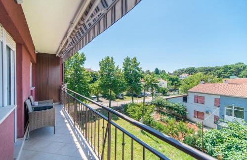 Brulo Apartamento | Apartment Lili