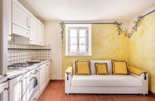 Molazzana Otro | Apartamento 'Limoni' con terraza privada