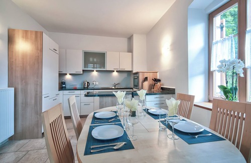 Terlano Apartamento | Apartamento 'Linslhof Quarz' con vistas a la montaña, terraza compartida y Wi-Fi