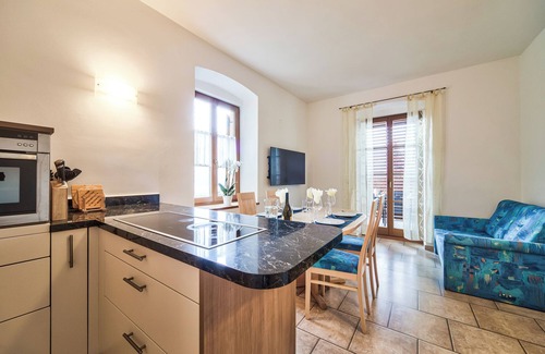 Terlano Apartamento | Apartamento 'Linslhof Quarz' con vistas a la montaña, terraza compartida y Wi-Fi