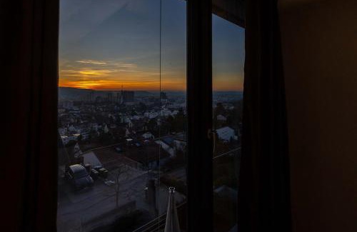 Leonberg Apartamento | Apartment "Little Manhattan" - Business-27 qm-ruhig-Parkplatz-Arbeitsplatz-Aussicht