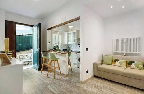 Bogliasco Apartamento | Apartamento 'Lo Scoglio' con jardín privado y Wi-Fi